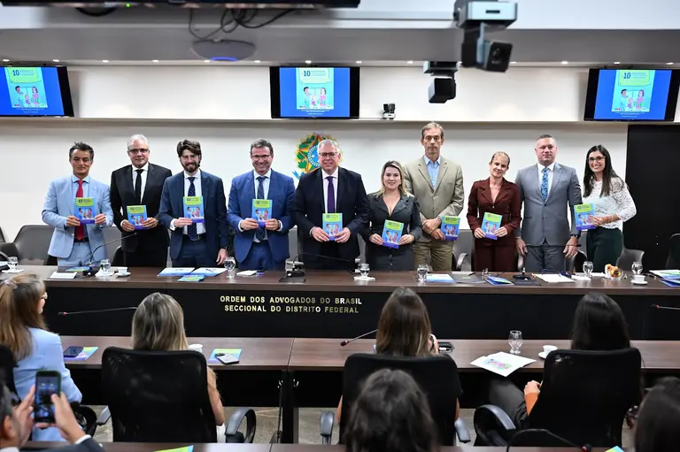 Comissão de Direito do Consumidor da OAB/DF lança os “10 mandamentos do Direito à Informação” em parceria com ICCON Brasil